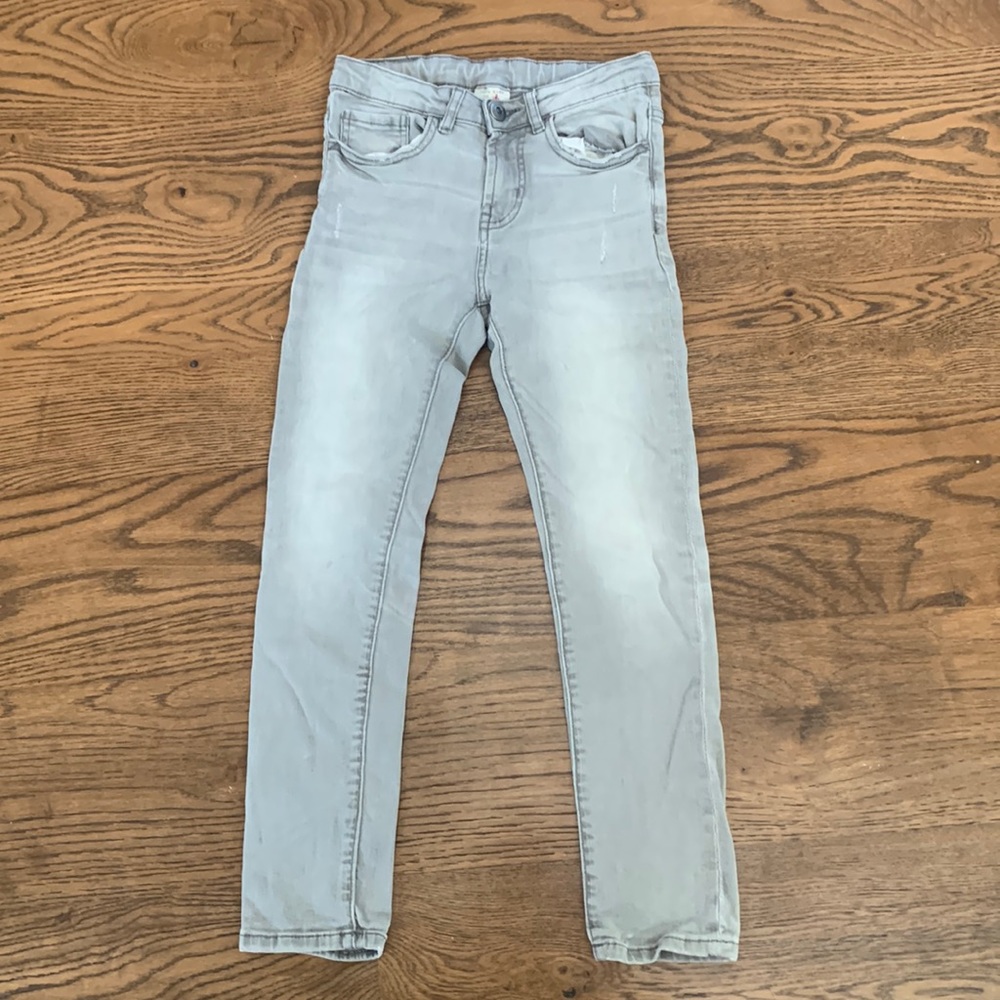 Zara distressed kids gray adjustable waist denim. Size 9
